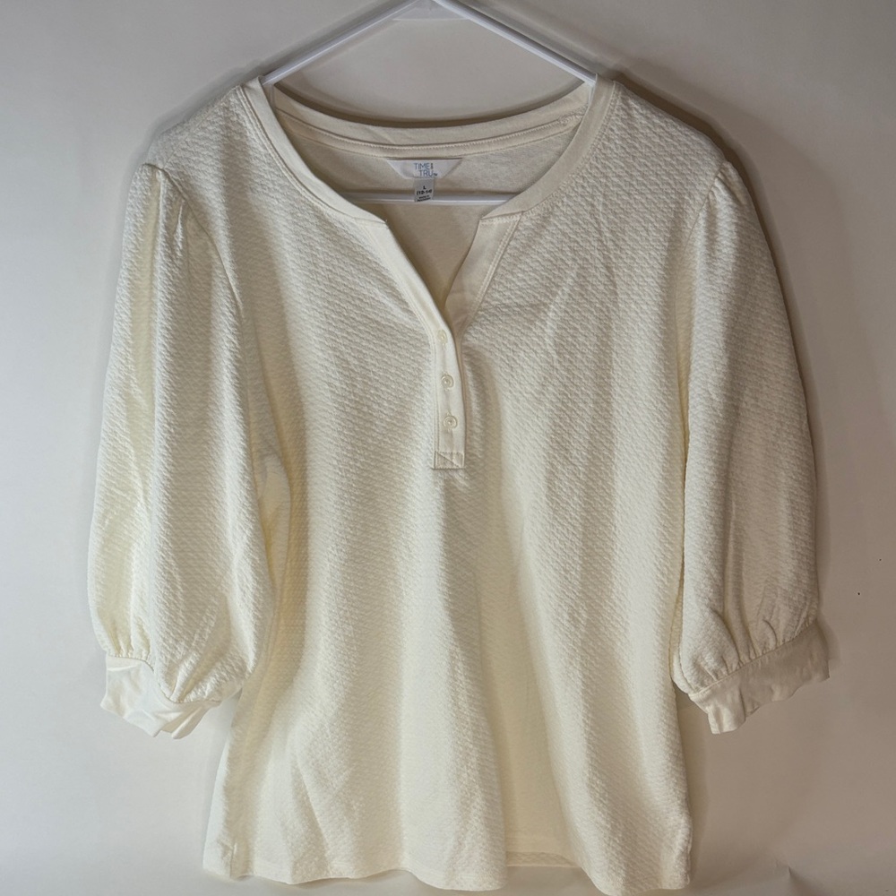 Time and Tru Cream Textured Blouse
